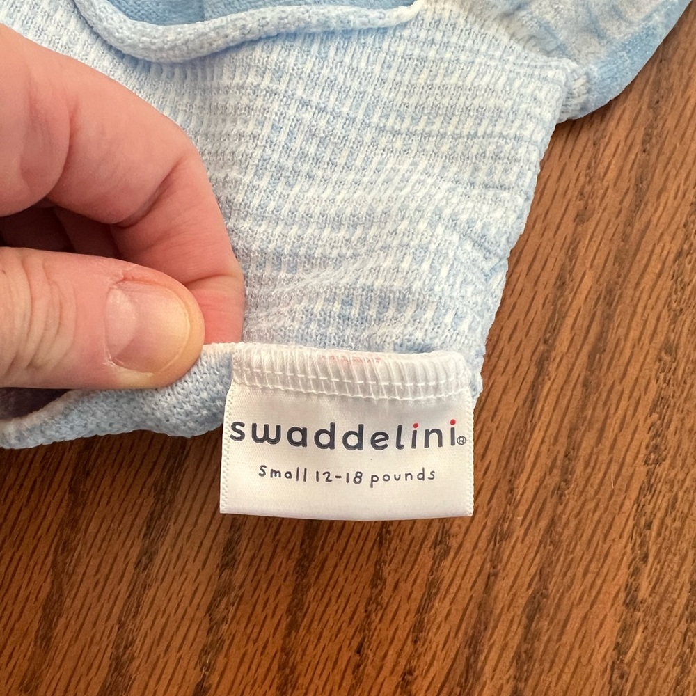 Blue Swaddelini size small - brand new